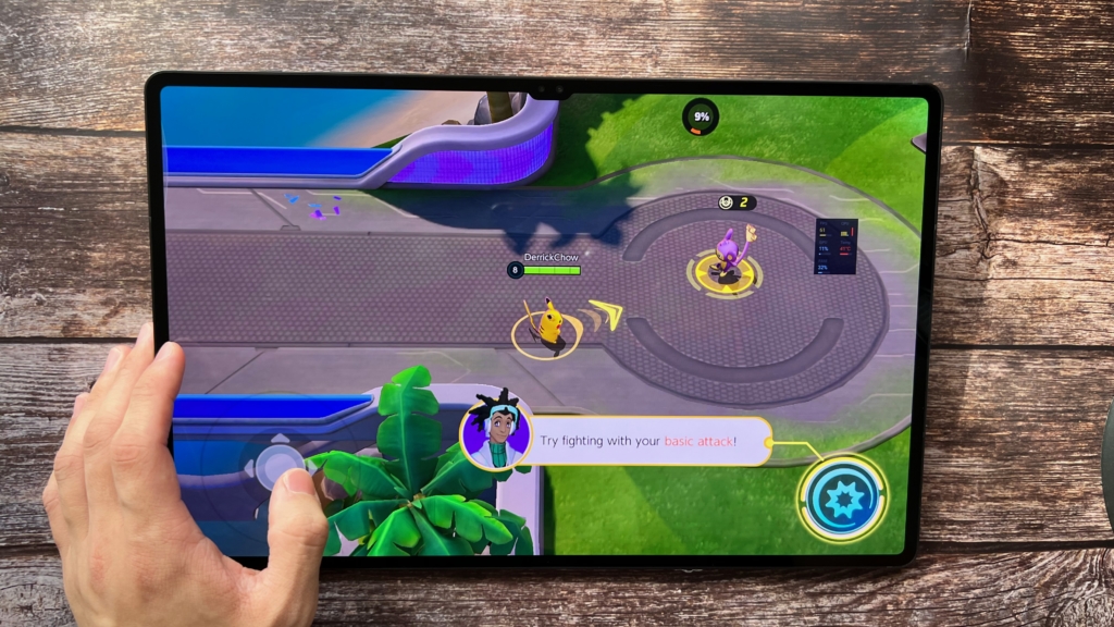 Samsung Galaxy Tab S8 Ultra Running Pokemon Go