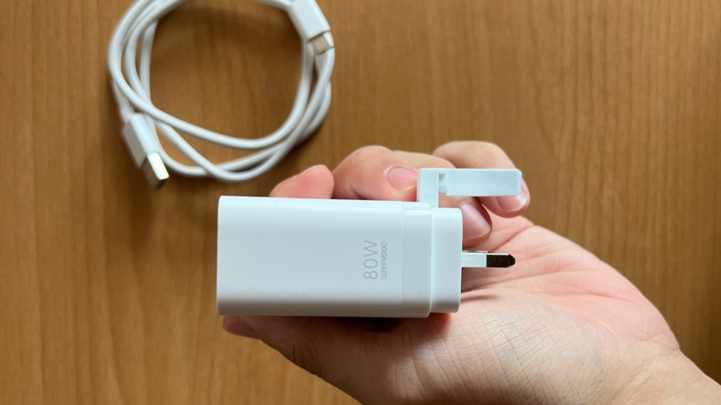 Oppo Reno8 Pro 80W Charger